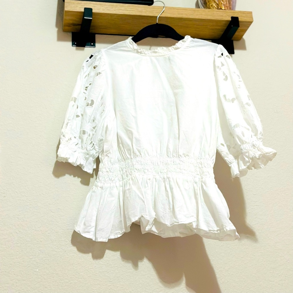 White Blouse, XL, Universal Thread Goods.co